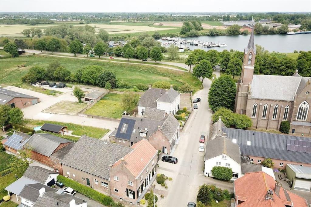 Landelijk Vakantiehuisje Alem Екстериор снимка